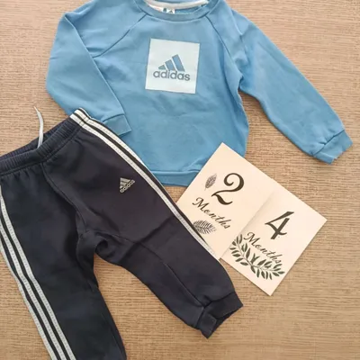 Ensemble Adidas 24 mois